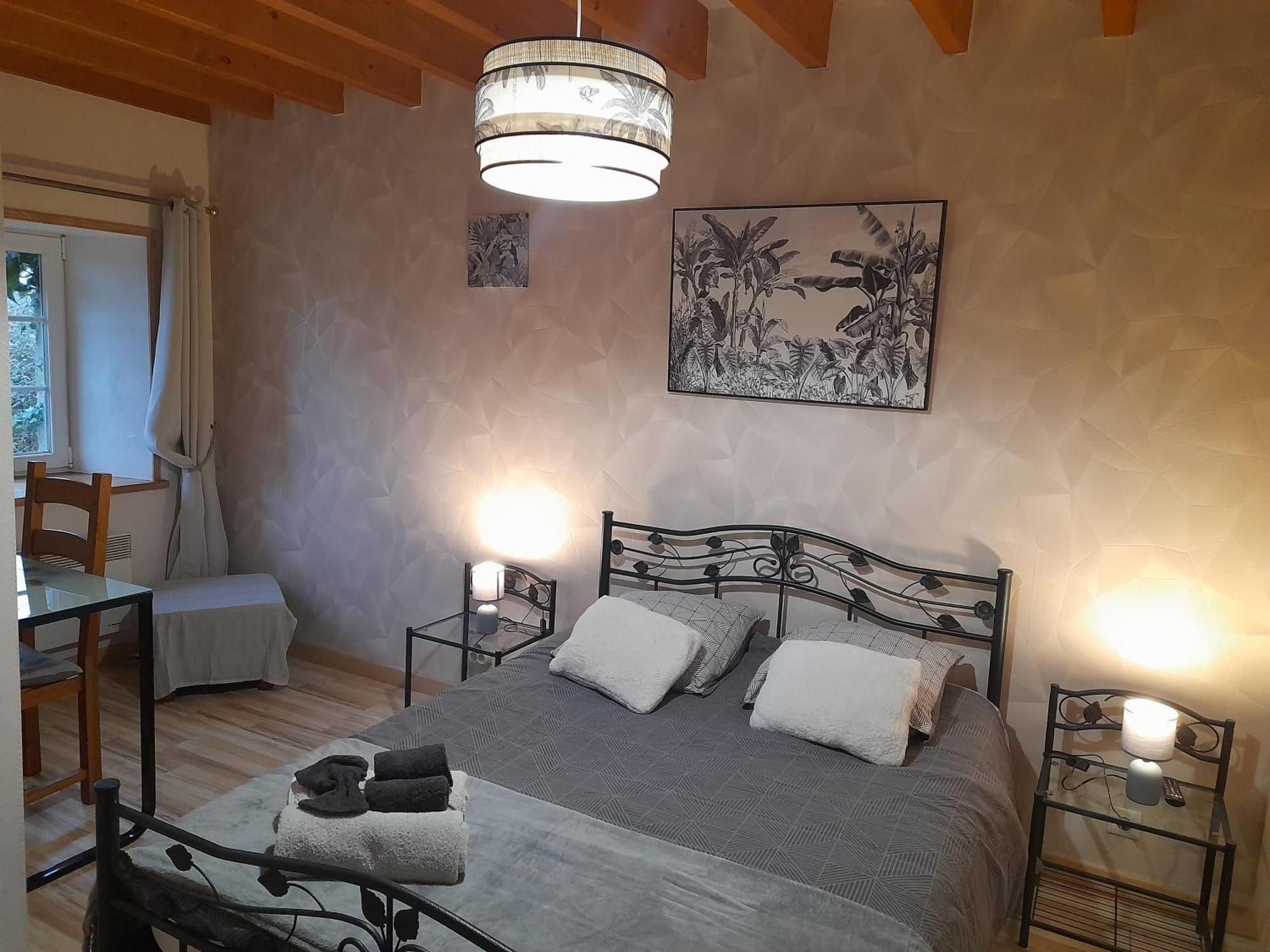 Domaine De La Tour Carree - 3 Chambres Benoitville Екстер'єр фото
